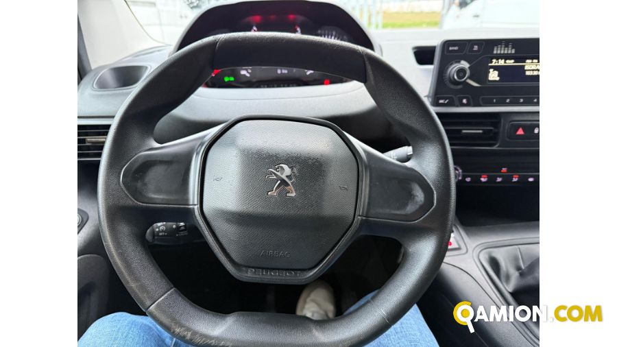 Peugeot Partner 1.6 bluehdi 100cv L1  Partner 1.6 bluehdi 100cv L1 