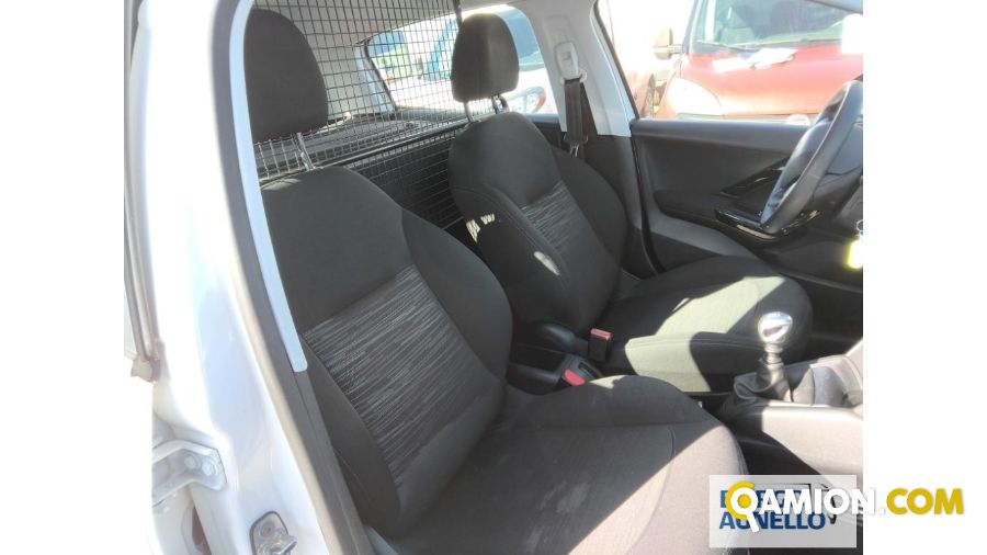 Peugeot 208 208 | Leggero Furgone > 35 q.li Altro | Borgo Agnello S.p.A.