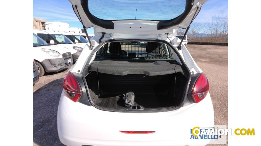 Peugeot 208 208 | Leggero Furgone > 35 q.li Altro | Borgo Agnello S.p.A.