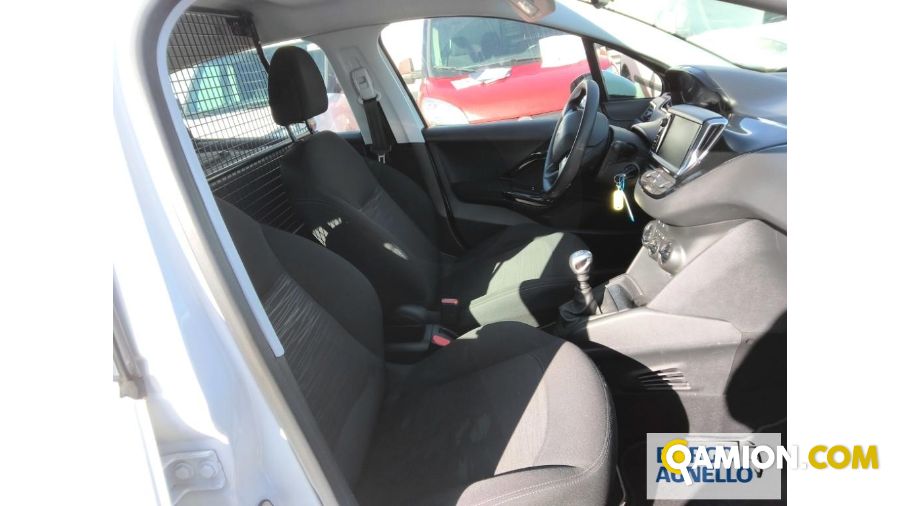 Peugeot 208 208 | Leggero Furgone > 35 q.li Altro | Borgo Agnello S.p.A.
