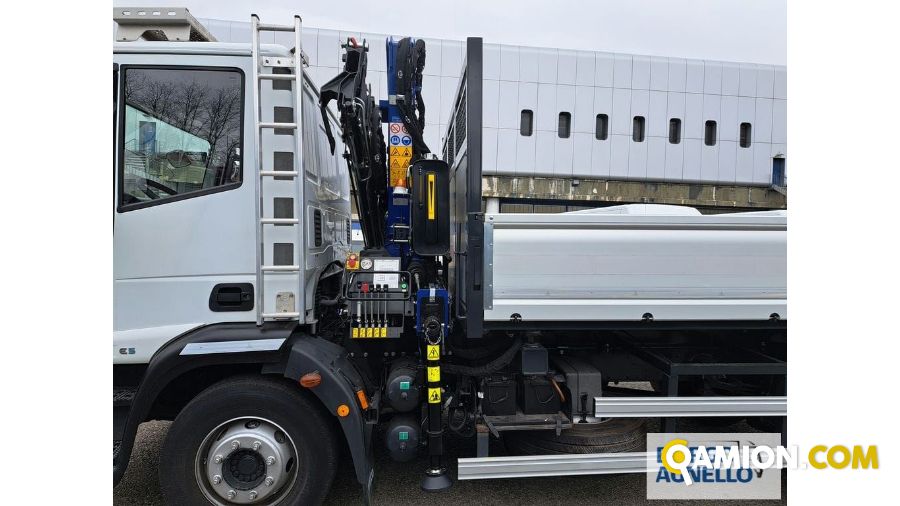 Iveco 140 140 | Motrice Cassone Ribaltabile con gru | Borgo Agnello S.p.A.