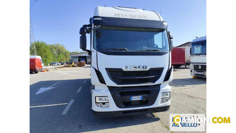 Iveco STRALIS CABINATO AS260S46 STRALIS CABINATO AS260S46 | Motrice Cassone fisso con centina | Borgo Agnello S.p.A.