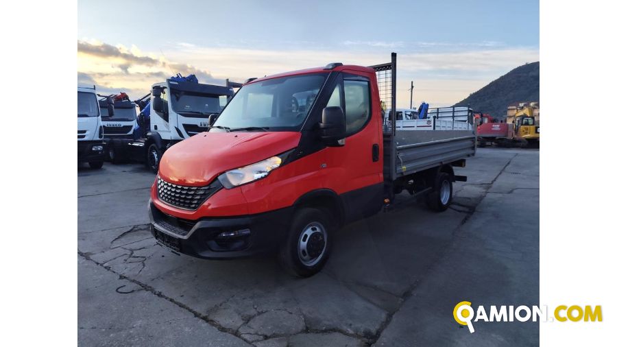 Iveco DAILY 35C12 - RIBALTABILE DAILY 35C12 - RIBALTABILE | PROCIDAMACCHINE S.R.L.