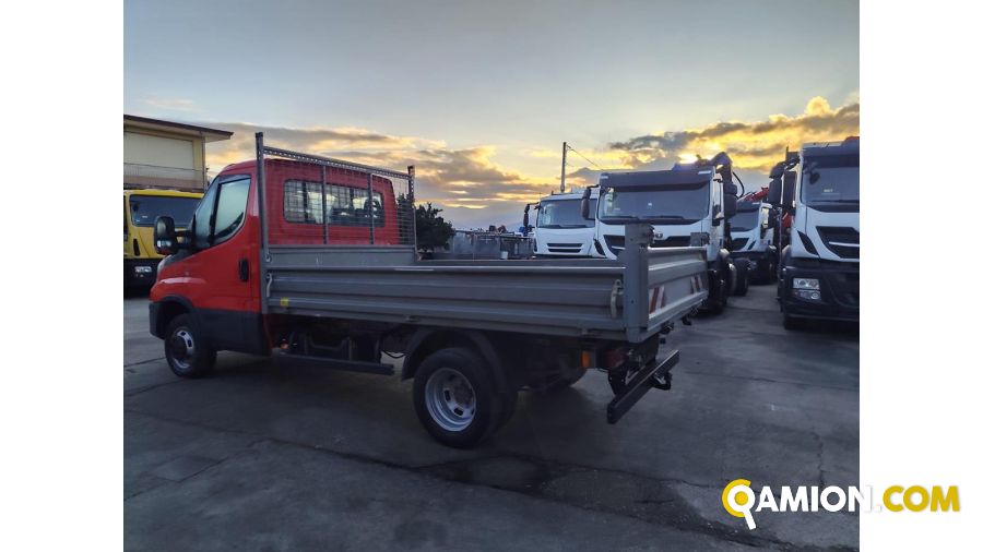 Iveco DAILY 35C12 - RIBALTABILE DAILY 35C12 - RIBALTABILE | PROCIDAMACCHINE S.R.L.