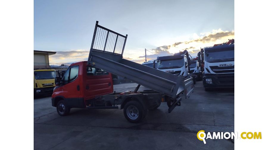 Iveco DAILY 35C12 - RIBALTABILE DAILY 35C12 - RIBALTABILE | PROCIDAMACCHINE S.R.L.