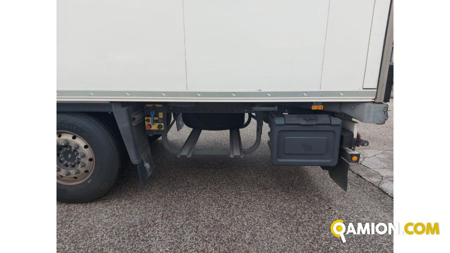 Schmidt CARGOBULL FRIGORIFERO FRC | SCANIA ITALIA RETAIL S.P.A