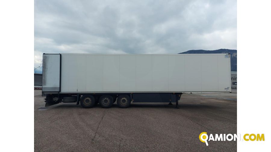 Schmidt CARGOBULL FRIGORIFERO FRC | SCANIA ITALIA RETAIL S.P.A
