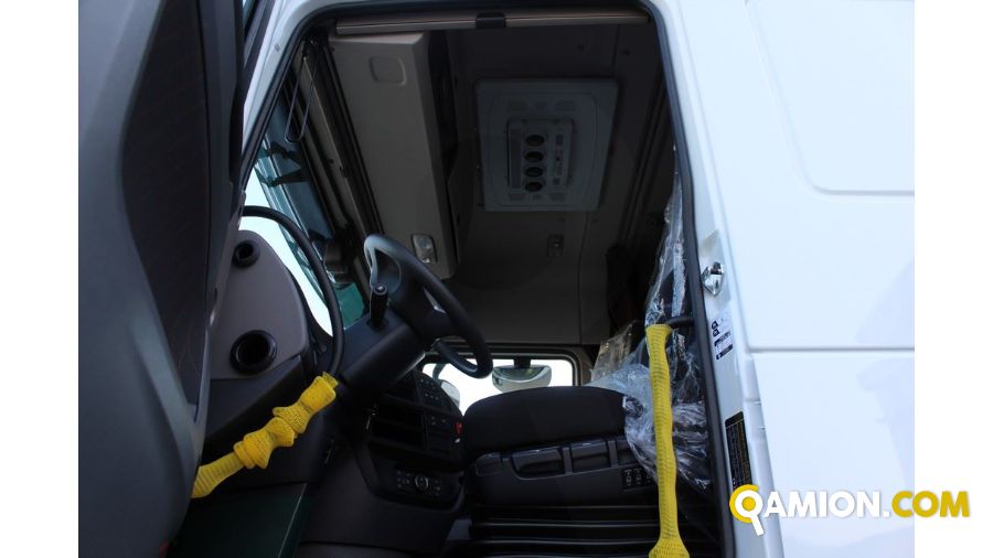 Daf XF xf530 | OVER SRL