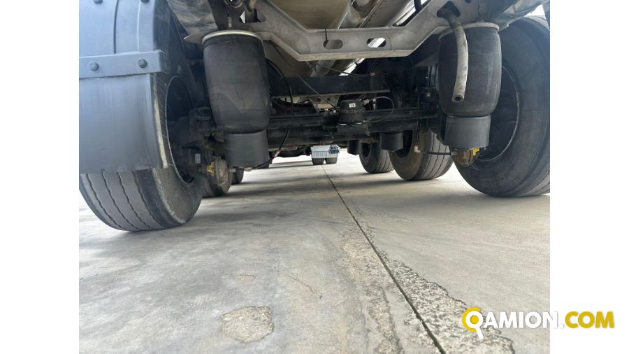 Menci SEMIRIMORCHIO SEMIRIMORCHIO