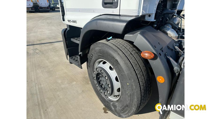 Iveco EUROCARGO eurocargo 180e28