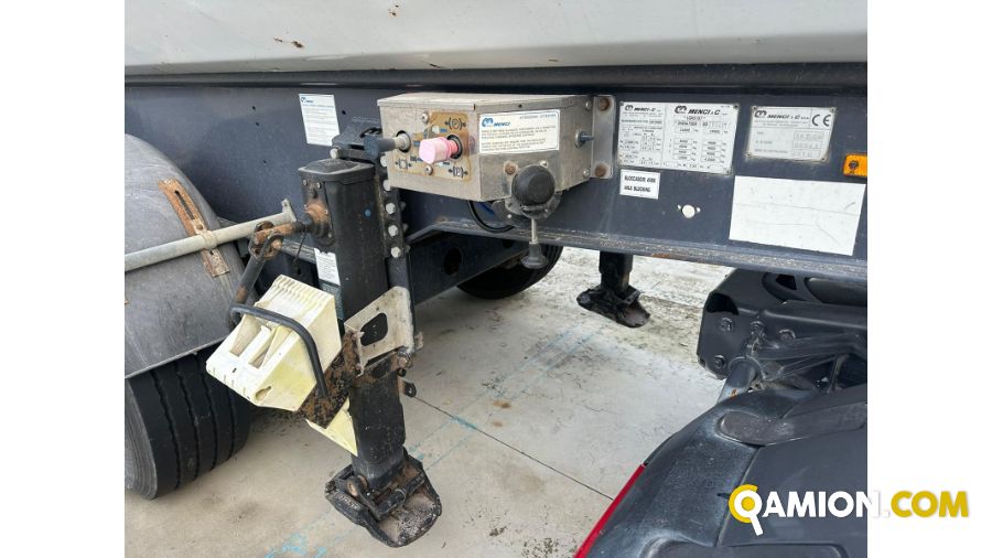 Menci SEMIRIMORCHIO SEMIRIMORCHIO