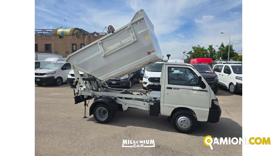 Piaggio PORTER porter | Millenium Car
