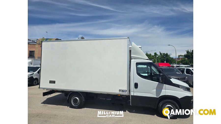 Iveco 35C18 FURGONE ISOTERMICON CON FRIGO 35C18 FURGONE ISOTERMICON CON FRIGO | Millenium Car