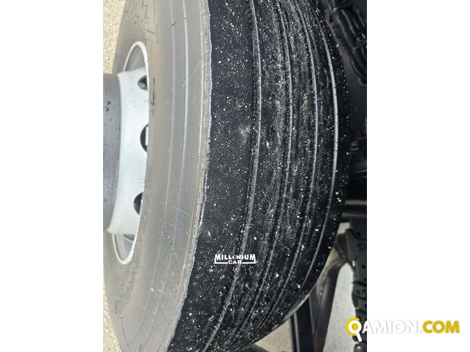 Iveco Stralis 260 AS Stralis 260 AS | Millenium Car