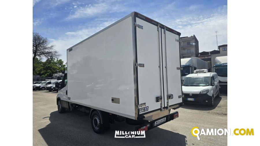 Iveco 35C18 FURGONE ISOTERMICON CON FRIGO 35C18 FURGONE ISOTERMICON CON FRIGO | Millenium Car