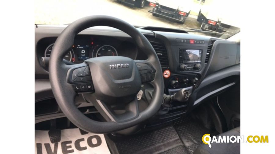 Iveco Daily V 35.16 2022 IVECO DAILY 35C16 CON SPONDA IDRAULICA E BOX Altro | AUTO INDUSTRIALE BERGAMASCA SPA