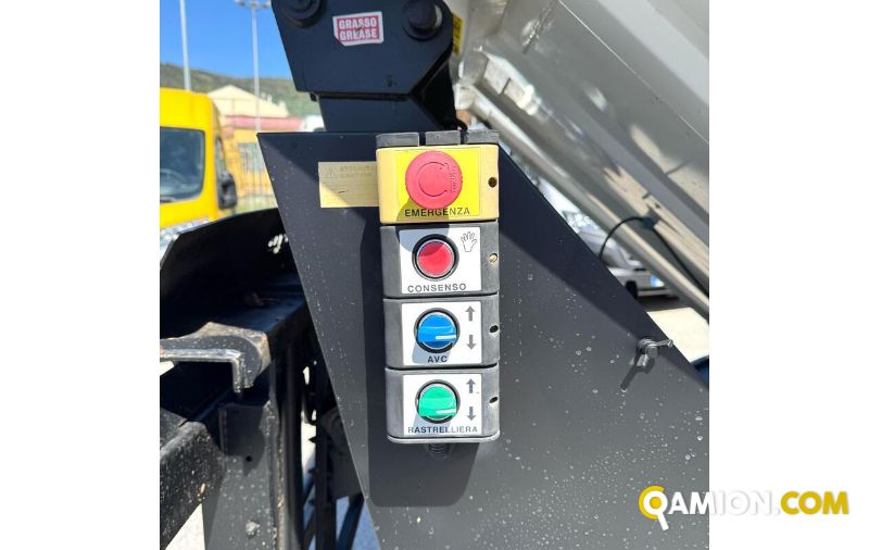 Mitsubishi CANTER 35 - RIB CON GRU CANTER 35 - RIB CON GRU