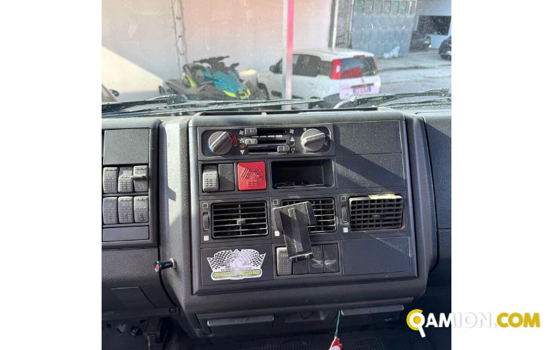 Iveco EUROCARGO eurocargo 180e28