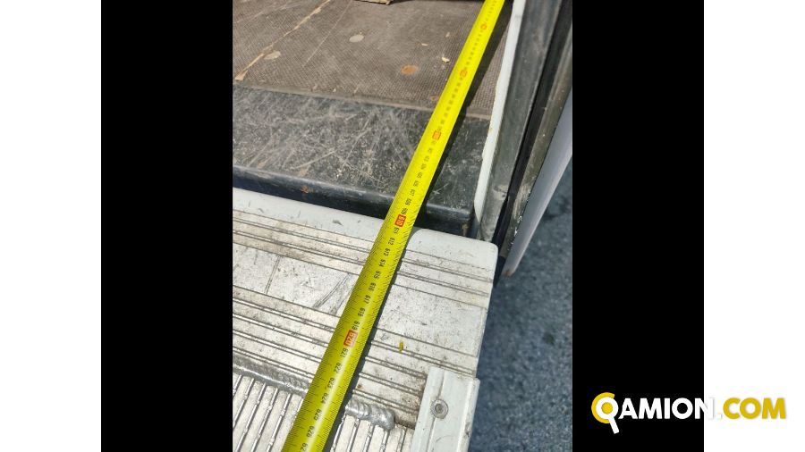 Iveco Mod. IVECO Vers. IVECO | Leggero Cabinato > 35 q.li Furgonato con sponda | INDUSTRIAL CARS S.P.A