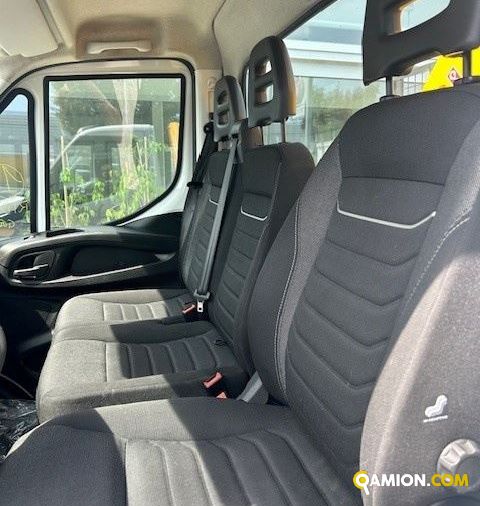 Iveco Mod. IVECO Vers. IVECO | Leggero Cabinato <= 35 q.li Furgonato con sponda | INDUSTRIAL CARS S.P.A