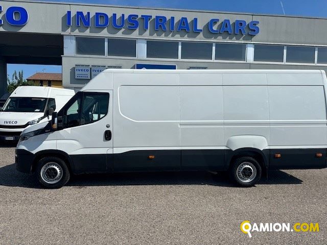 Iveco Mod. IVECO Vers. IVECO | Leggero Furgone <= 35 q.li Furgone di serie / Van | INDUSTRIAL CARS S.P.A