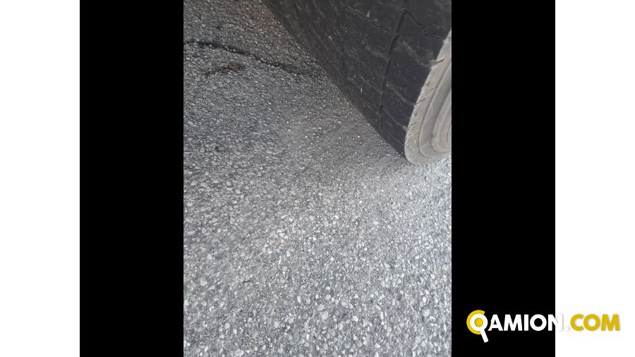 Iveco Mod. IVECO Vers. IVECO | Motrice Cassone fisso con Gru | INDUSTRIAL CARS S.P.A