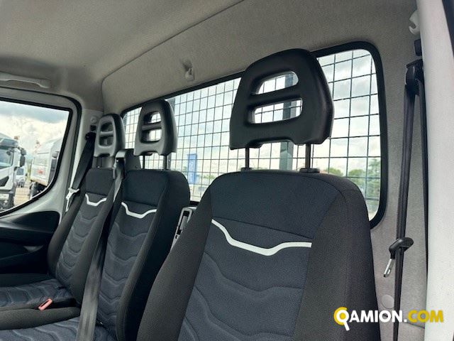 Iveco Mod. IVECO Vers. IVECO | Leggero Cabinato <= 35 q.li Telaio | INDUSTRIAL CARS S.P.A