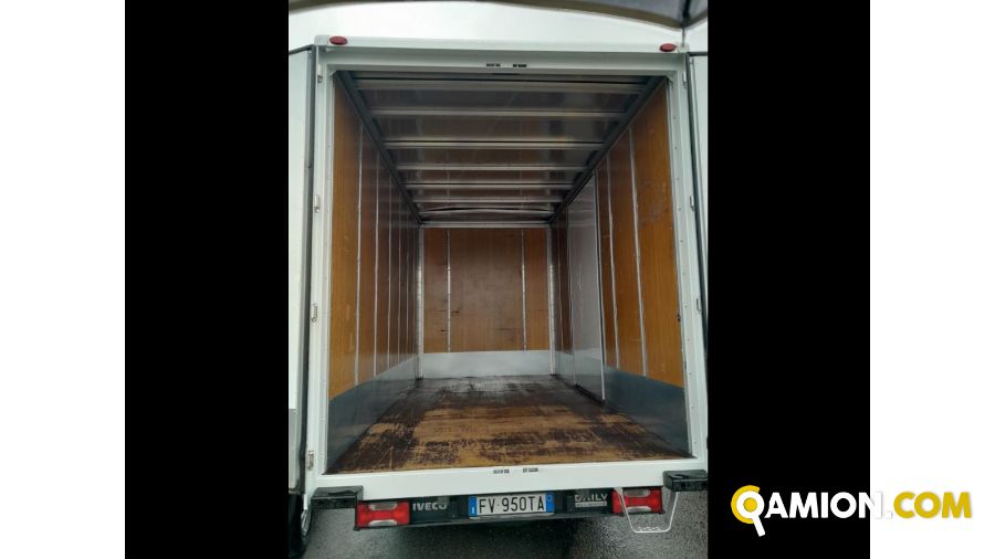 Iveco Mod. IVECO Vers. IVECO | Leggero Cabinato <= 35 q.li Furgonato | INDUSTRIAL CARS S.P.A