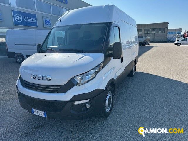 Iveco Mod. IVECO Vers. IVECO | Leggero Furgone <= 35 q.li Furgone di serie / Van | INDUSTRIAL CARS S.P.A
