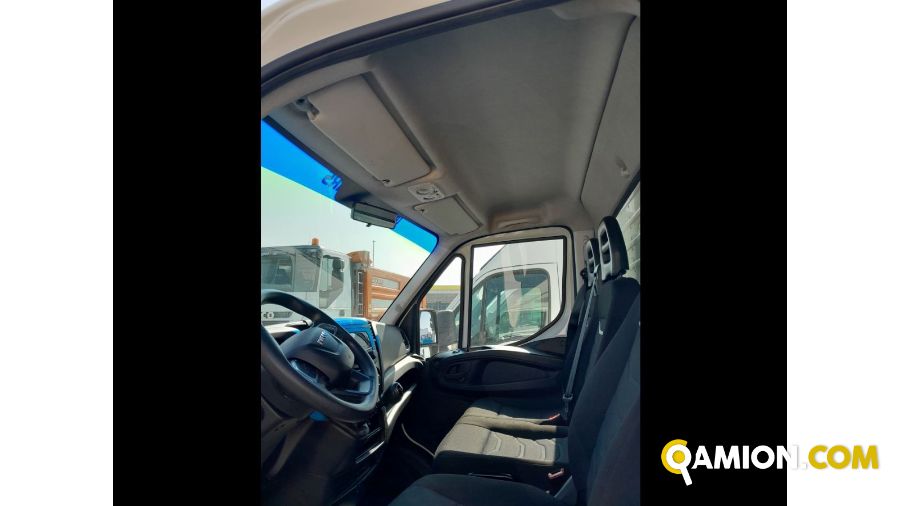 Iveco Mod. IVECO Vers. IVECO | Leggero Furgone <= 35 q.li Furgonato | INDUSTRIAL CARS S.P.A
