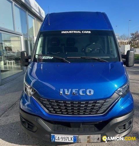 Iveco Mod. IVECO Vers. IVECO | Leggero Furgone <= 35 q.li Furgone di serie / Van | INDUSTRIAL CARS S.P.A