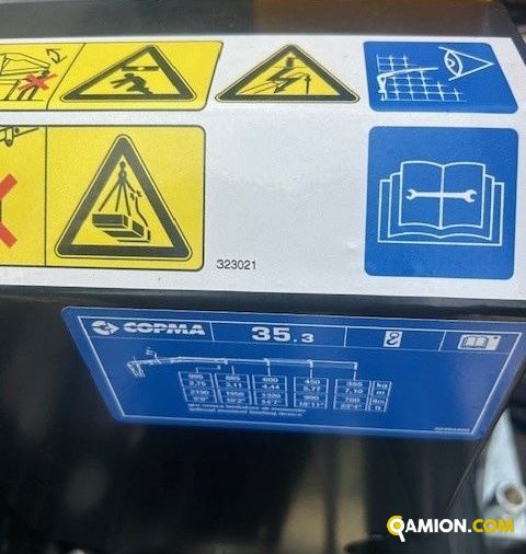 Iveco Mod. IVECO Vers. IVECO | Leggero Cabinato <= 35 q.li Furgonato con sponda | INDUSTRIAL CARS S.P.A