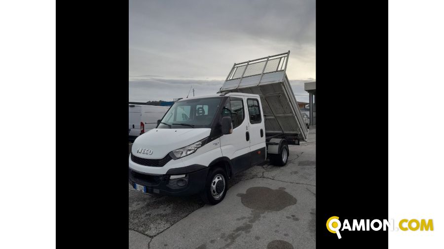 Iveco Mod. IVECO Vers. IVECO | Leggero Cabinato <= 35 q.li Cassone fisso doppia cabina | INDUSTRIAL CARS S.P.A