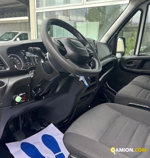Iveco Mod. IVECO Vers. IVECO | Leggero Cabinato <= 35 q.li Furgonato | INDUSTRIAL CARS S.P.A
