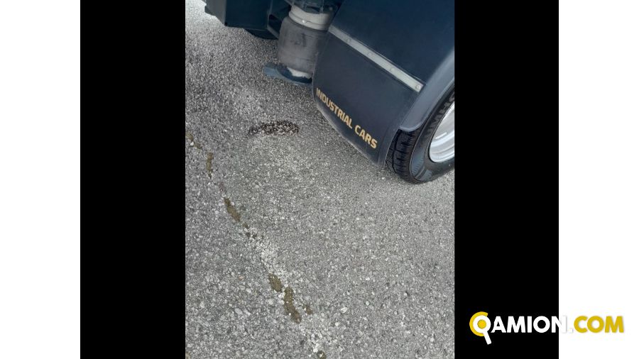 Iveco Mod. IVECO Vers. IVECO | Leggero Cabinato <= 35 q.li Cassone fisso con centina | INDUSTRIAL CARS S.P.A
