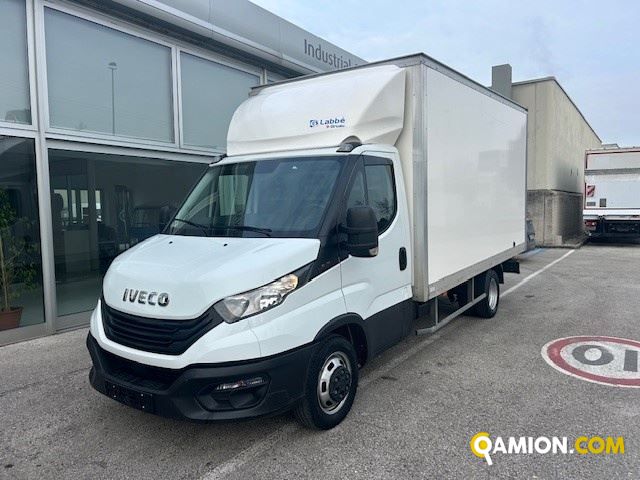 Iveco Mod. IVECO Vers. IVECO | Leggero Cabinato <= 35 q.li Furgonato | INDUSTRIAL CARS S.P.A