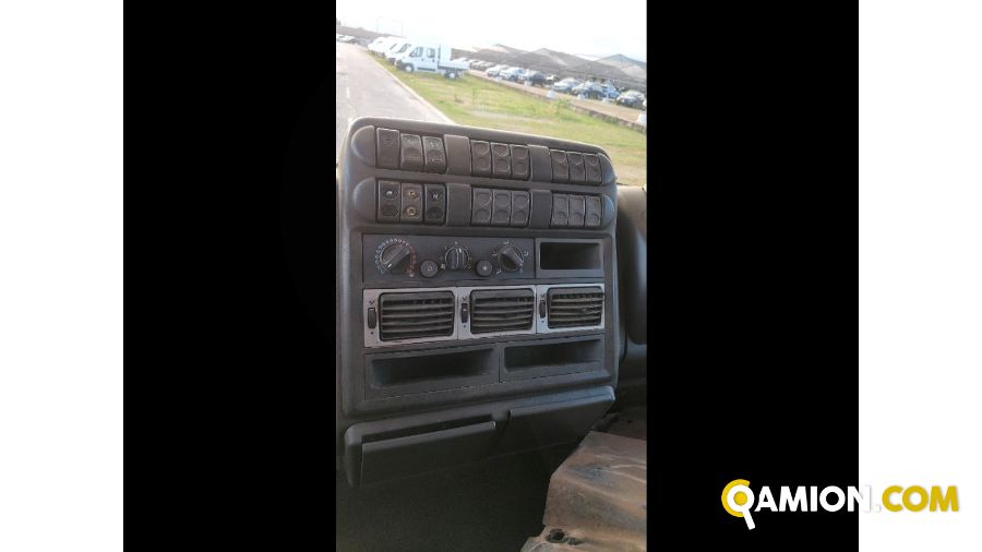 Iveco Mod. IVECO Vers. IVECO | Leggero Cabinato > 35 q.li Trasporto animali | INDUSTRIAL CARS S.P.A
