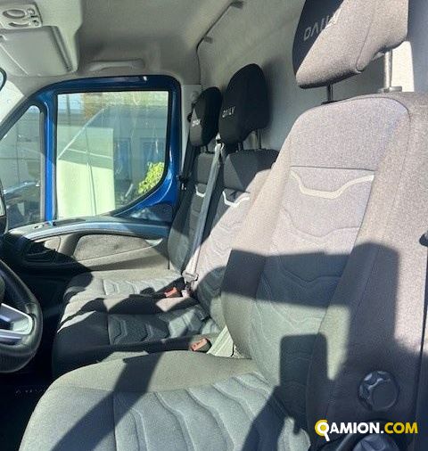Iveco Mod. IVECO Vers. IVECO | Leggero Furgone <= 35 q.li Furgone di serie / Van | INDUSTRIAL CARS S.P.A