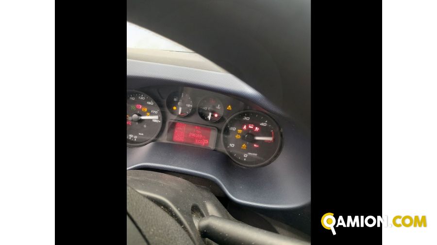 Iveco Mod. IVECO Vers. IVECO | Leggero Cabinato <= 35 q.li Furgonato | INDUSTRIAL CARS S.P.A