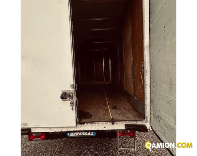 Iveco Mod. IVECO Vers. IVECO | Leggero Cabinato <= 35 q.li Furgonato | INDUSTRIAL CARS S.P.A