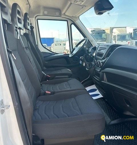 Iveco Mod. IVECO Vers. IVECO | Leggero Furgone <= 35 q.li Furgone di serie / Van | INDUSTRIAL CARS S.P.A