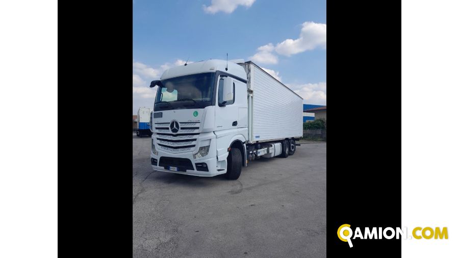 Mercedes Mod. MERCEDES V.I. Vers. MERCEDES V.I. | Motrice Scarrabile con gancio | INDUSTRIAL CARS S.P.A
