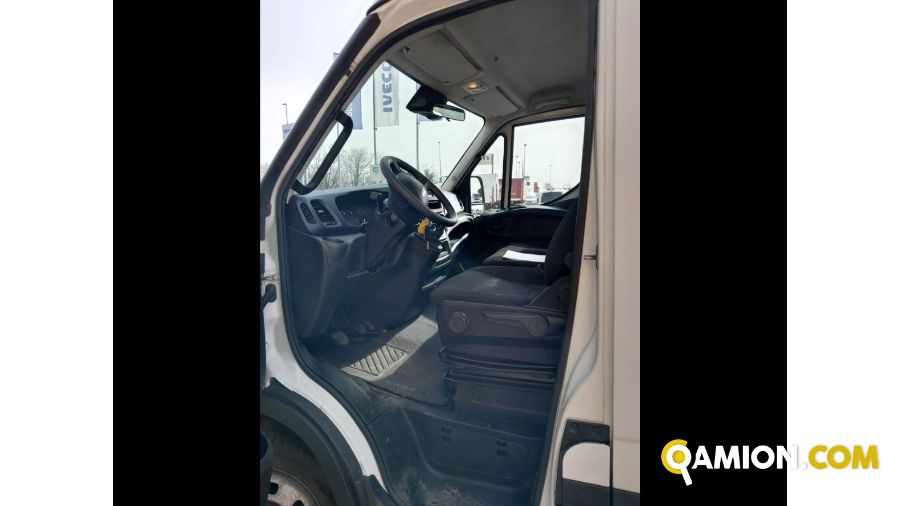 Iveco Mod. IVECO Vers. IVECO | Leggero Cabinato <= 35 q.li Telaio | INDUSTRIAL CARS S.P.A