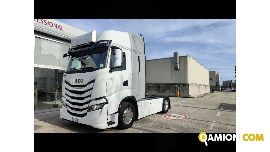 Iveco Mod. IVECO Vers. IVECO | Trattore Trattore | INDUSTRIAL CARS S.P.A