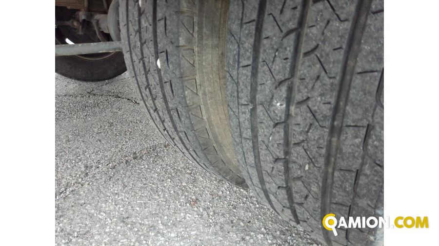 Iveco Mod. IVECO Vers. IVECO | Leggero Cabinato <= 35 q.li Furgonato con sponda | INDUSTRIAL CARS S.P.A