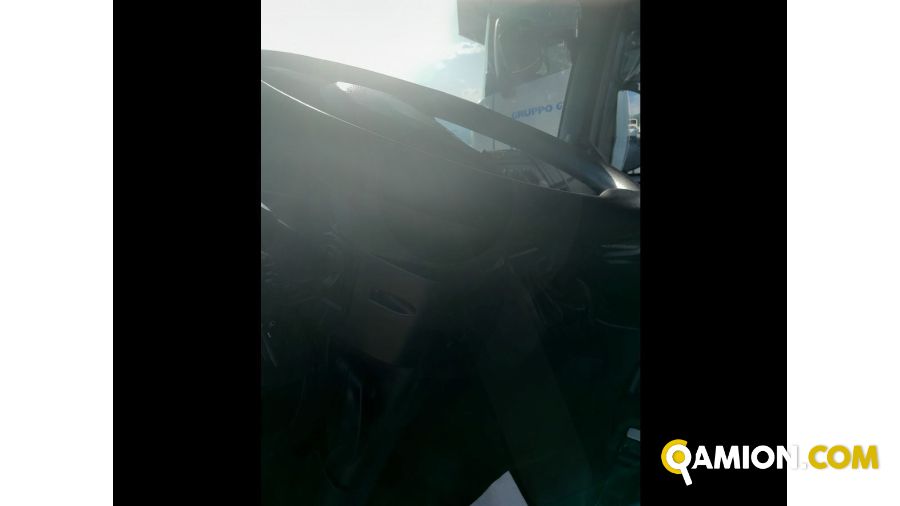 Iveco Mod. IVECO Vers. IVECO | Leggero Cabinato > 35 q.li Isotermico con gruppo frigo | INDUSTRIAL CARS S.P.A
