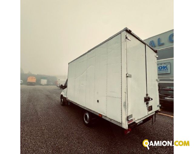 Iveco Mod. IVECO Vers. IVECO | Leggero Cabinato <= 35 q.li Furgonato | INDUSTRIAL CARS S.P.A