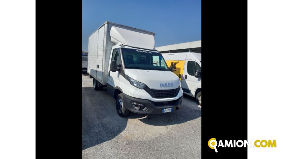 Iveco Mod. IVECO Vers. IVECO | Leggero Furgone <= 35 q.li Furgonato | INDUSTRIAL CARS S.P.A