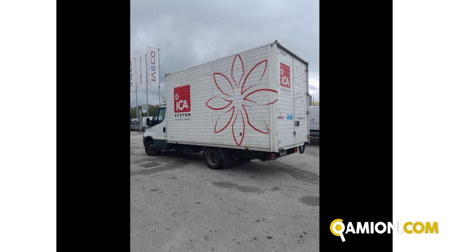 Iveco Mod. IVECO Vers. IVECO | Leggero Cabinato <= 35 q.li Furgonato | INDUSTRIAL CARS S.P.A