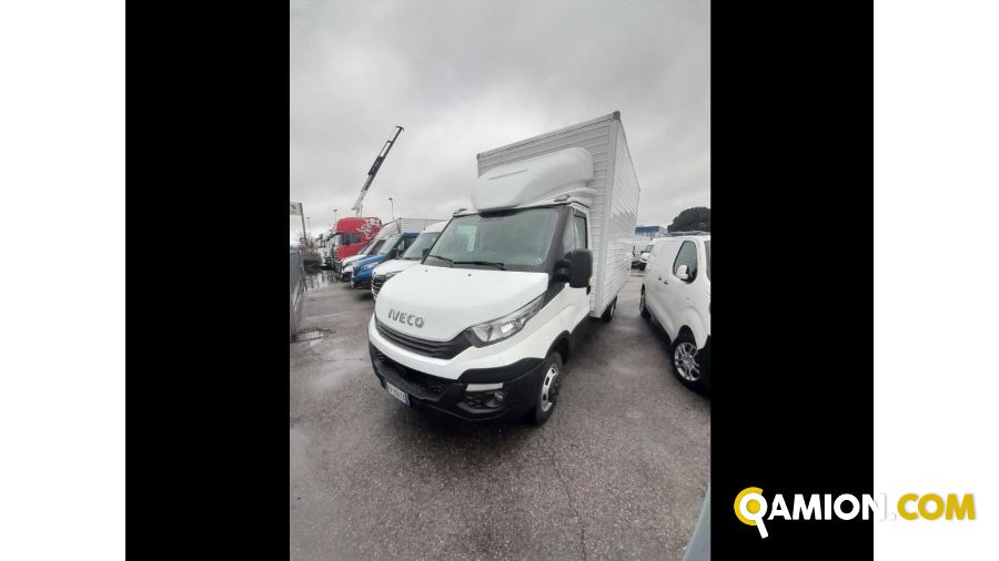 Iveco Mod. IVECO Vers. IVECO | Leggero Cabinato <= 35 q.li Furgonato | INDUSTRIAL CARS S.P.A